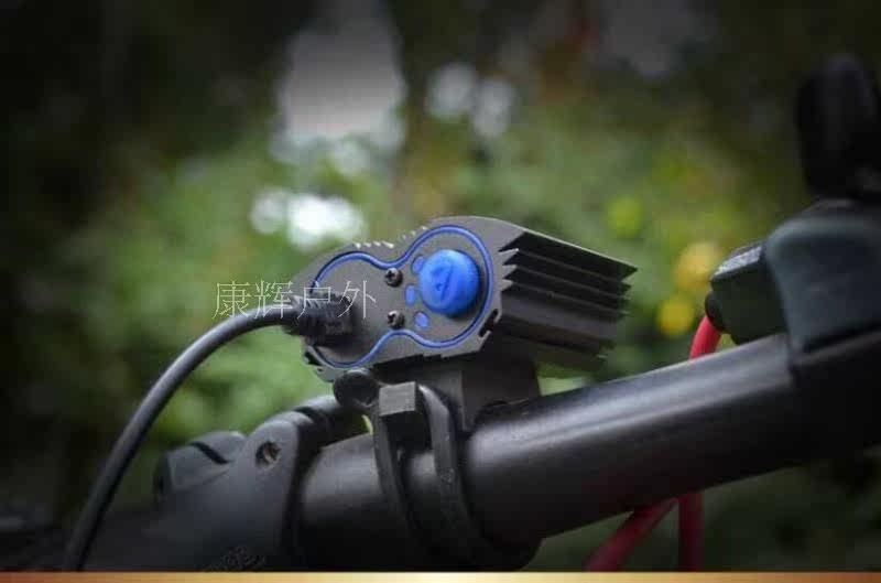 Eclairage pour vélo - phare - Ref 2401619 Image 32