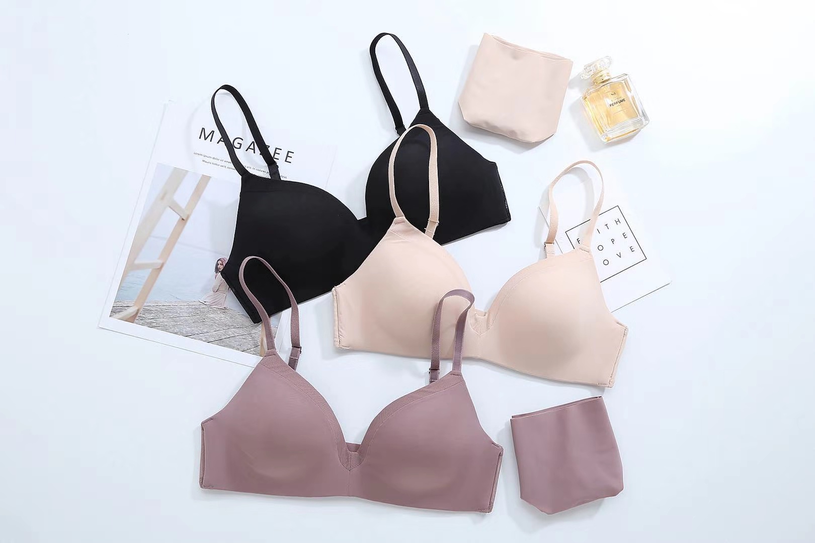 Đồ lót ông, đồ lót Tây Ban Nha, thoải mái, không dấu vết, không vòng thép, mảnh siêu mỏng + quần sịp đồ lót xuất khẩu