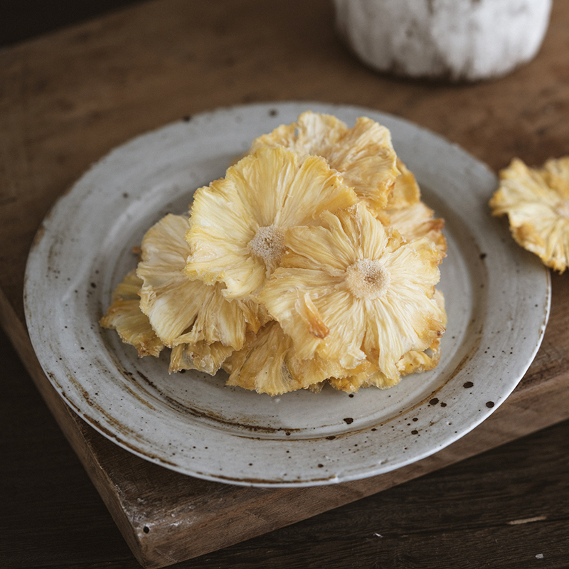 Nanshi New Product) Pineapple Dried Pineapple Perfume Pineapple Fruit No Sugar Frost No Added Dried Fruit Preserved Fruit Snacks