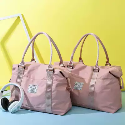 Single shoulder mommy bag women's new portable large capacity Fashion Light baby out Korean version of milk powder bag