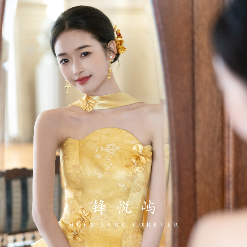 Fengyueyu's Original New Chinese-Style Strapless Bridal Toast Dress 2026 New Gold Engagement Dress