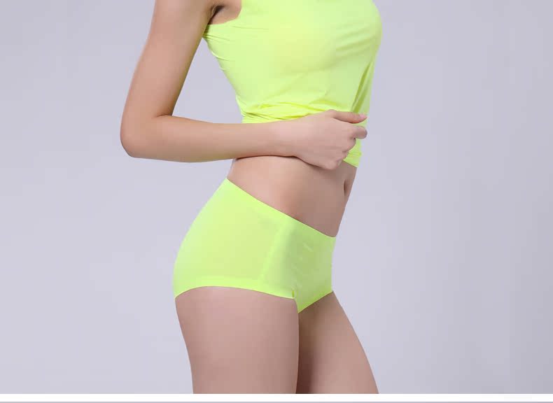 Slip jeunesse en soie Ice - Ref 662483 Image 22