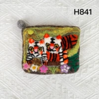 H841