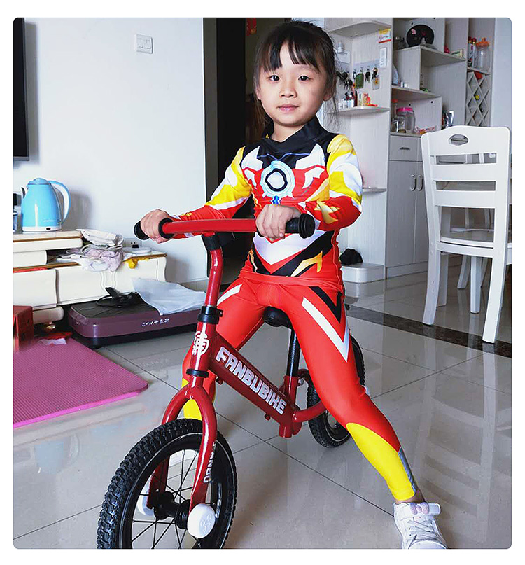 xe thăng bằng joovy Cân bằng mùa xuân và mùa hè Xe phản quang Trẻ em Jersey Thể thao Áo dài tay Thiết lập nhanh khô thoáng khí đua lăn - Smart Scooter cách sử dụng xe thăng bằng