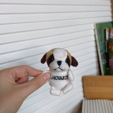 Маленькая плюшевая милая игрушка