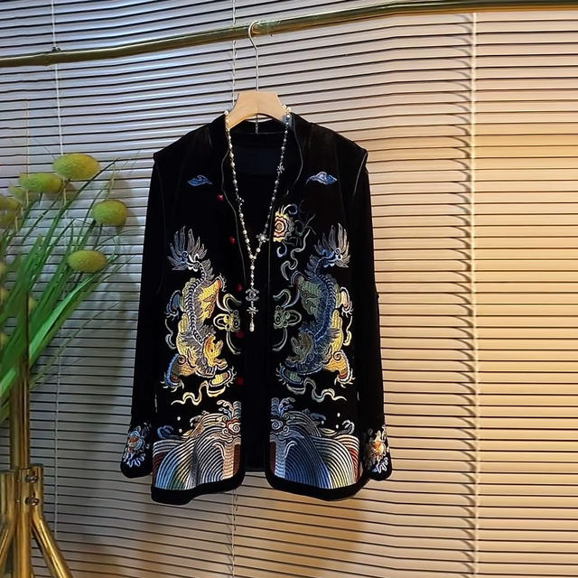 Plus size women's stand collar embroidery retro style western style waistcoat flower fat girl black slimming patchwork long-sleeved top