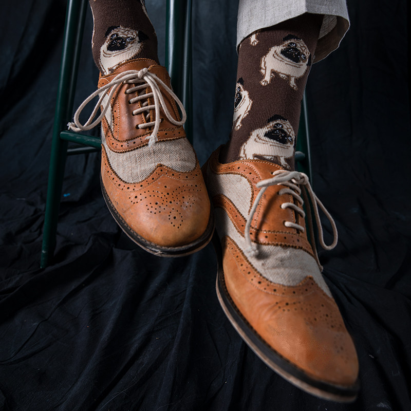 SOARIN retro British style carved leather shoes men's brogue color matching business casual dress leather pointed shoes