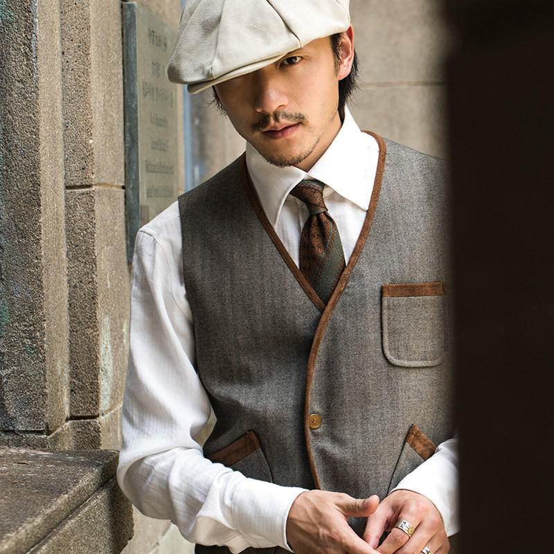 SOARIN Independent retro Inn striped waistcoat male herringbone textured business casual splicing suit vest waistcoat