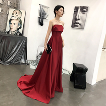 Burgundy simple retro satin chest slim long tail Bride wedding toast engagement evening dress