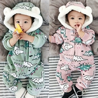 Quần áo trẻ em mùa đông cộng với quần áo nhung nam và nữ trẻ sơ sinh ấm ra quần áo 01 tuổi dây kéo trùm đầu quần áo trẻ em cao cấp