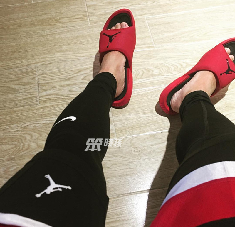 Air Jordan Hydro 6 AJ6 màu đen đỏ thể thao màu vàng vàng dép 881473-600-033-011 dép yeezy slide