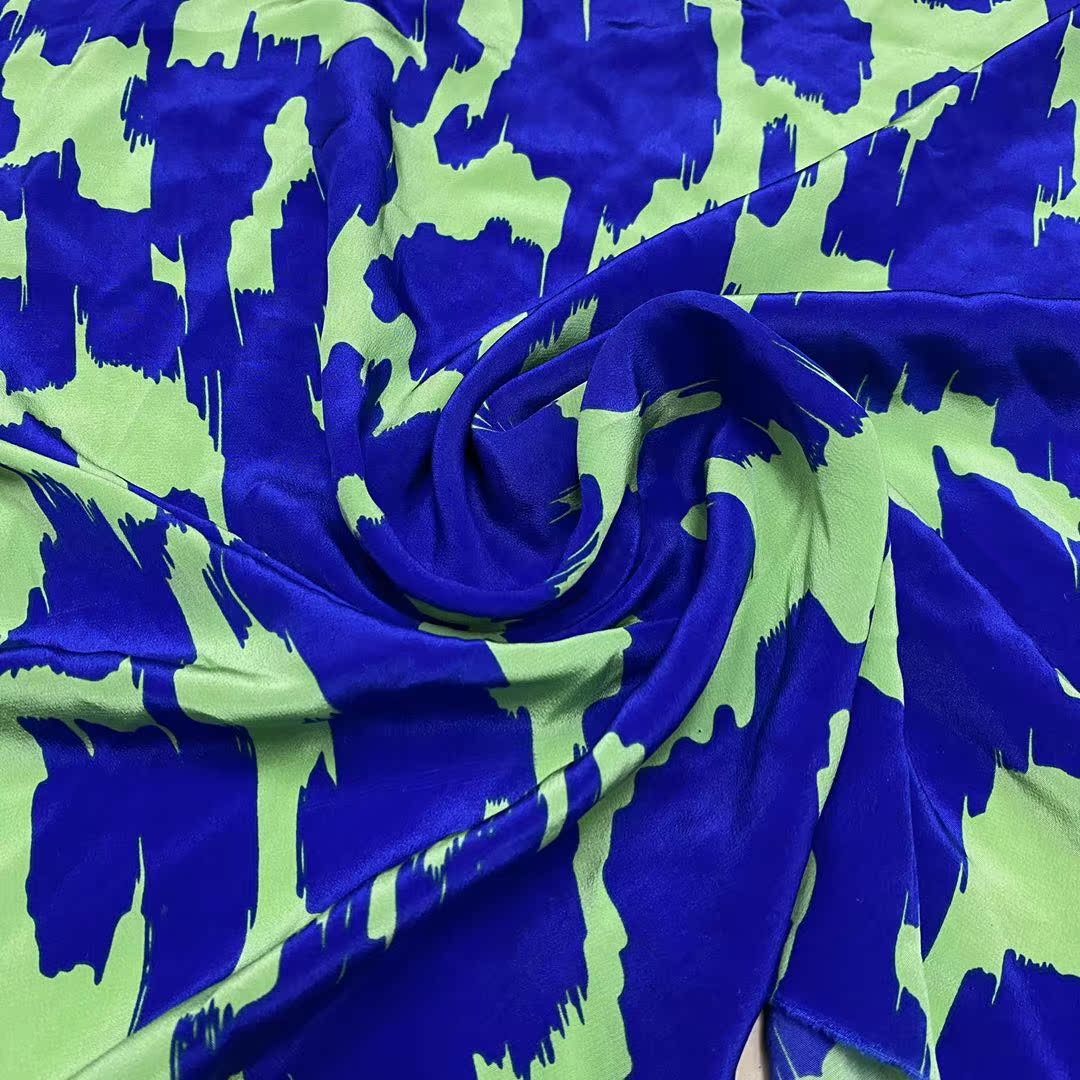 100%pure Mulberry silk silk crepe Bright royalblue green irregular pattern scarf shirt fabric