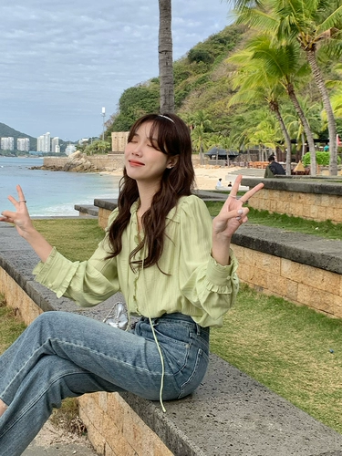 Fayeye Self -сделанный весенний день персиковой персик персик, нежный ветровой гриб v -neck Design Feel V -neck куртка