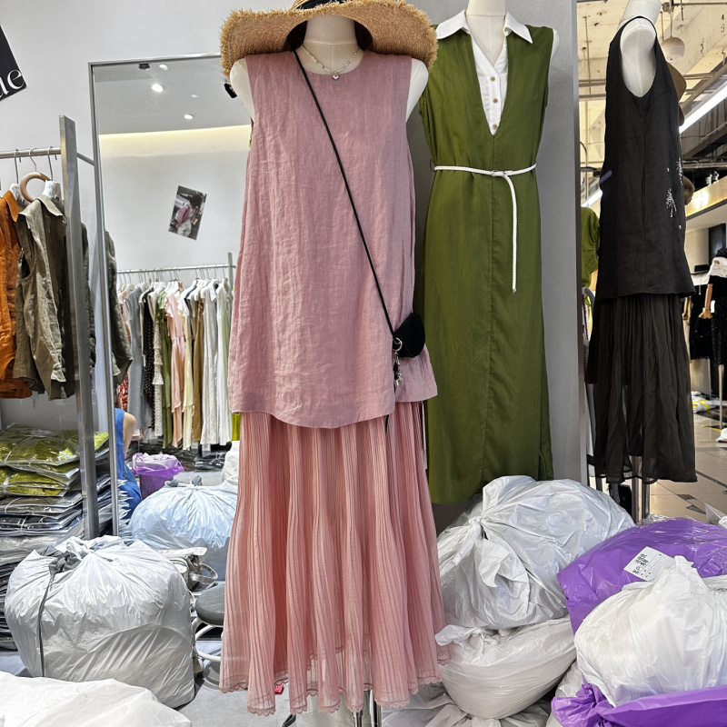 26168 Linen Dress for Women 2026 Summer New Fashion Fake Two-Piece Pleated Skirt Mid-Length Sleeveless Vest Dress 26168 Linen Dress for Women 2026 Summer New Fashion Fake Two-Piece Pleated Skirt Mid-Length Sleeveless Vest Dress
