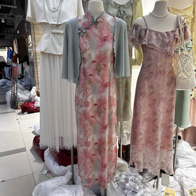 7532 New Chinese-Style Pink Floral Improved Cheongsam Dress for Women, Two-Piece Set with Shawl Cardigan, Waist-Cinching Long Dress, Summer Style