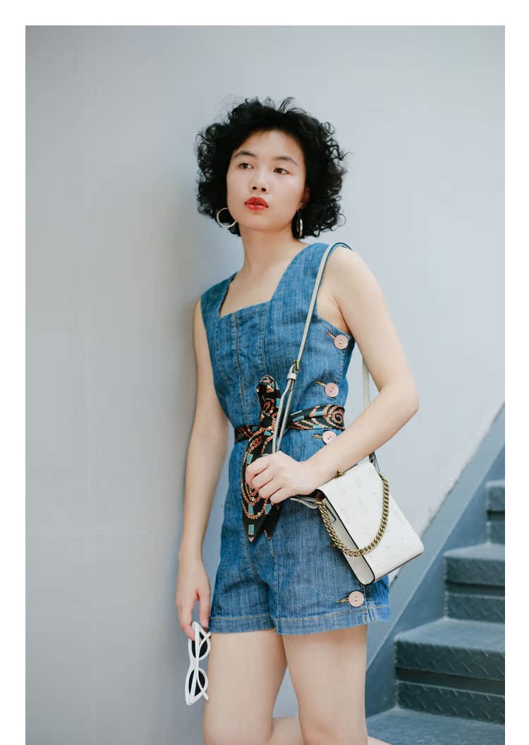 Giới hạn phiên bản dập nổi thời gian của mình HER TIME2018 thiết kế thích hợp điện thoại di động Bao Đầu lớp da Messenger túi túi coach nữ