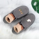 Коллекционная модель Grey 6801 Rabbit and Carrot (Inverted) поставляется с шерстяными носками.