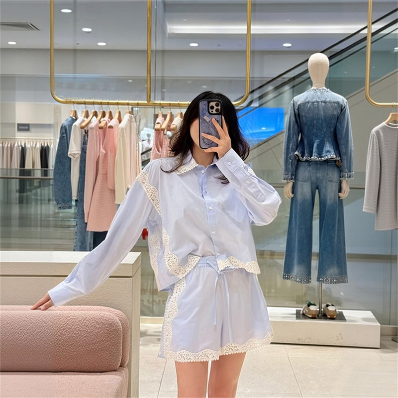 Blogger's Private Collection! [French S* Shirt + Shorts] French Order 26 Spring Blue Lace Patchwork Shirt Set