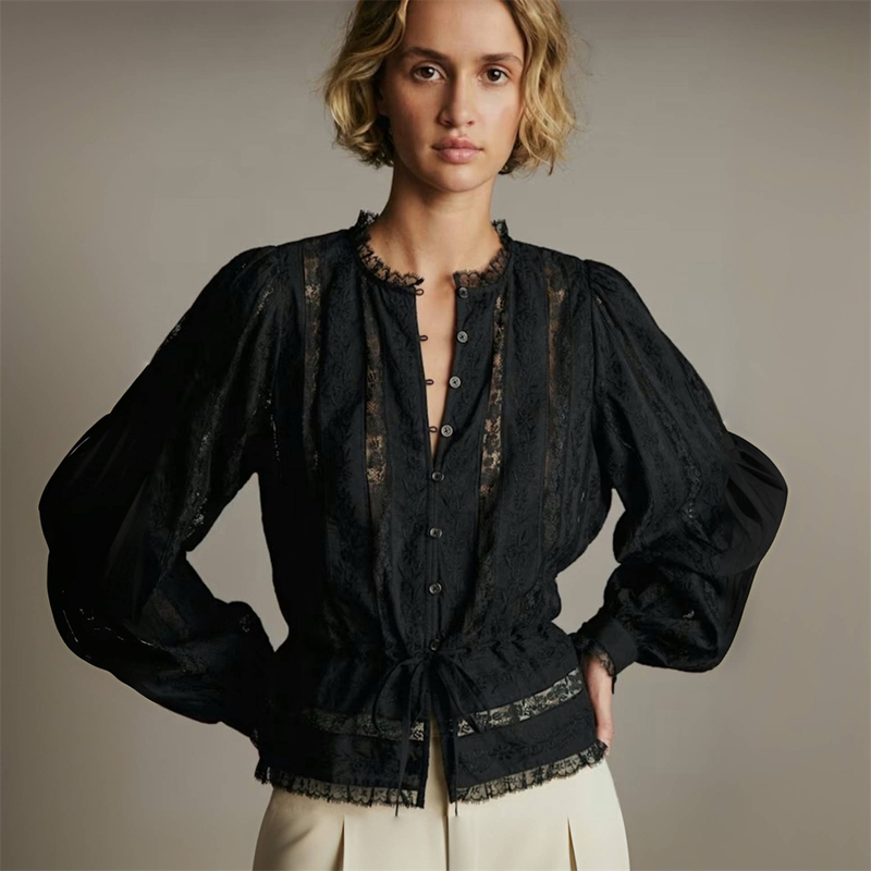 High-End 2 Colors! [Paris Seza* Shirt] Baguette French Style 26 Autumn Exquisite Hollow Embroidery Waist-Cinching Shirt