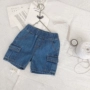 19 mùa hè quần áo trẻ em quần short denim trẻ em giữa bé trai túi vá quần yếm quần thường năm quần - Quần jean quần jean dầy thu đông cho bé