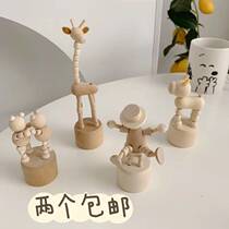 Cartoon Giraffe Clown Clown Clown Healing System Swing Piece Tabletop Cute Office Desk Home Decoration Small Swing Piece Wood