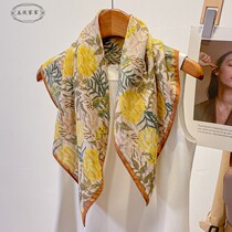 ART FRAIS ET FLEURS CASSÉES EN COTON JAUNE LIN PETITE ÉCHARPE CARRÉ ÉCHARPE FEMME PRINTEMPS ET AUTOMNE DÉCORÉE AVEC DES ÉCHARPES DU COU POUR UN BAIN DE SOLEIL À LA NAGE SHAWL