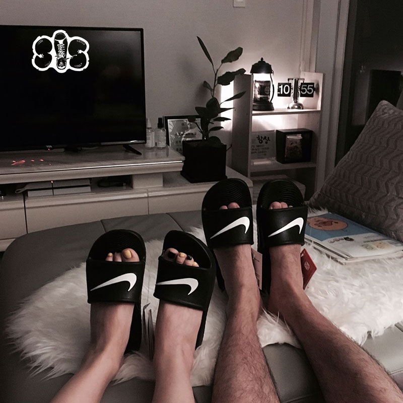 [Nike] Nike Nike Kawa vòi hoa sen màu đen và trắng lớn logo thể thao không thấm nước dép 832528 001 dép mlb real