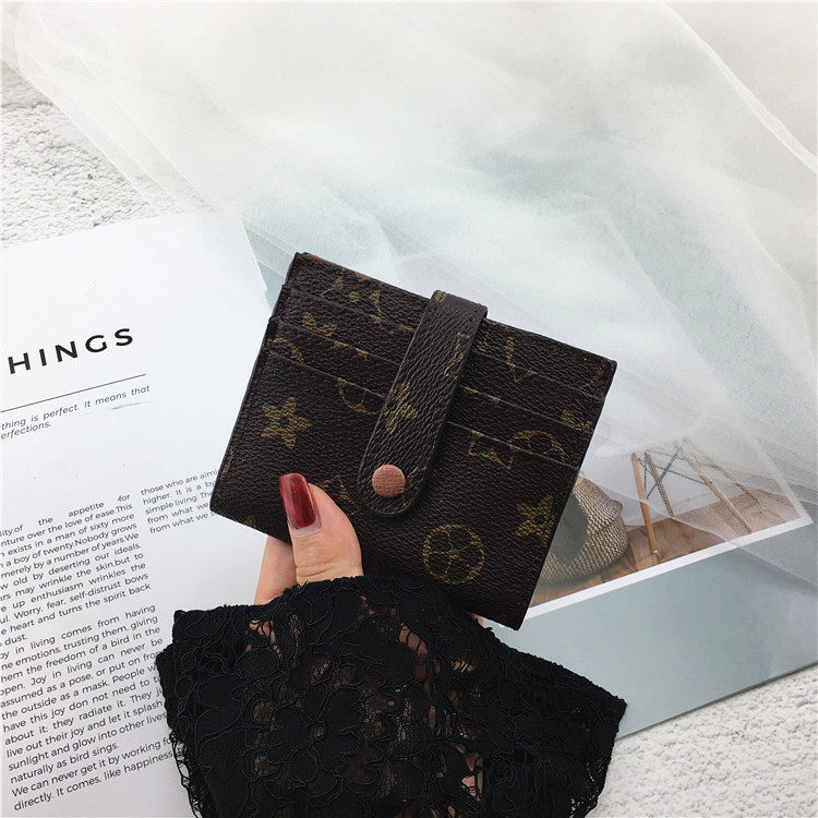 Card holder women's new retro ultra-thin ID card holder folding soft wallet mini simple multi-card slot compact card holder