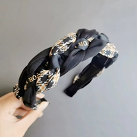 Плетеный, черный