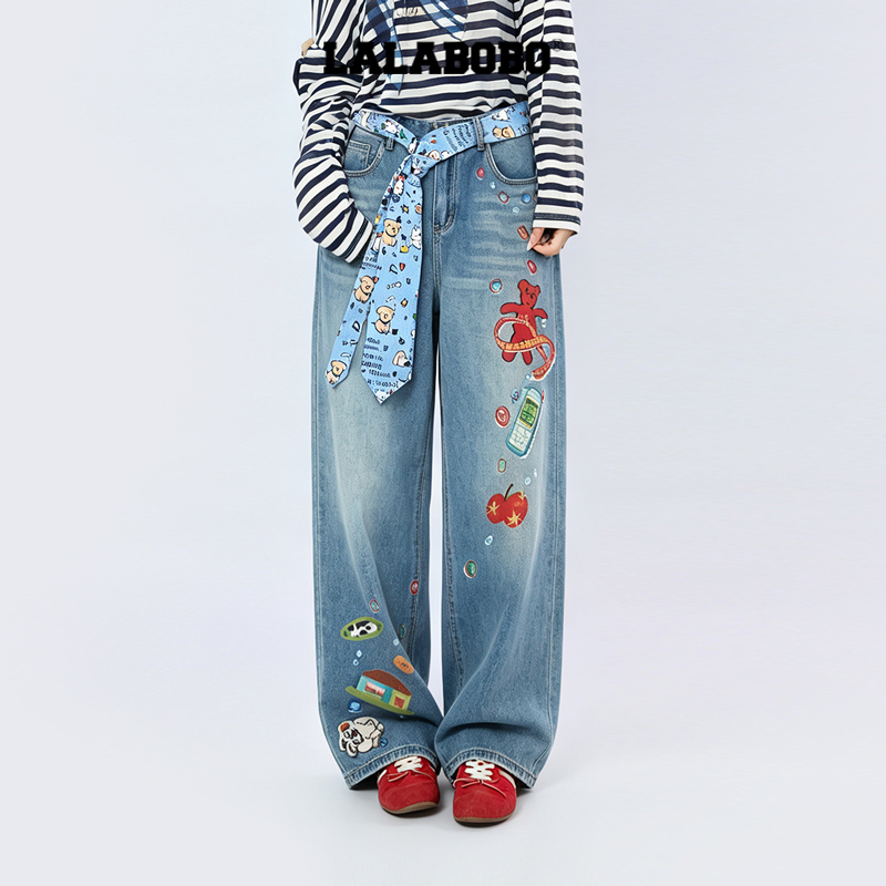 【Vintage Patchwork】Lalabobo Fake Two-Piece Jeans 2026 Autumn Trend Cartoon Print Straight Wide-Leg Pants 【Vintage Patchwork】Lalabobo Fake Two-Piece Jeans 2026 Autumn Trend Cartoon Print Straight Wide-Leg Pants