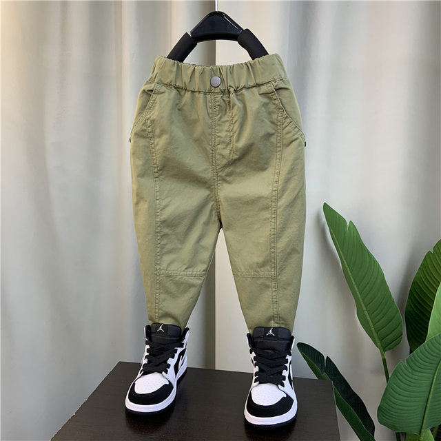 Boys' pants spring and autumn clothes 2022 new Korean version of small children's handsome and fashionable boys spring casual pants children's clothing trend