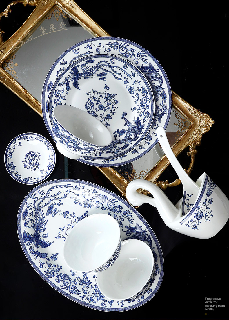 Jingdezhen blue and white porcelain tableware suit ipads bowls dishes suit dishes chopsticks combination Chinese ceramic plate