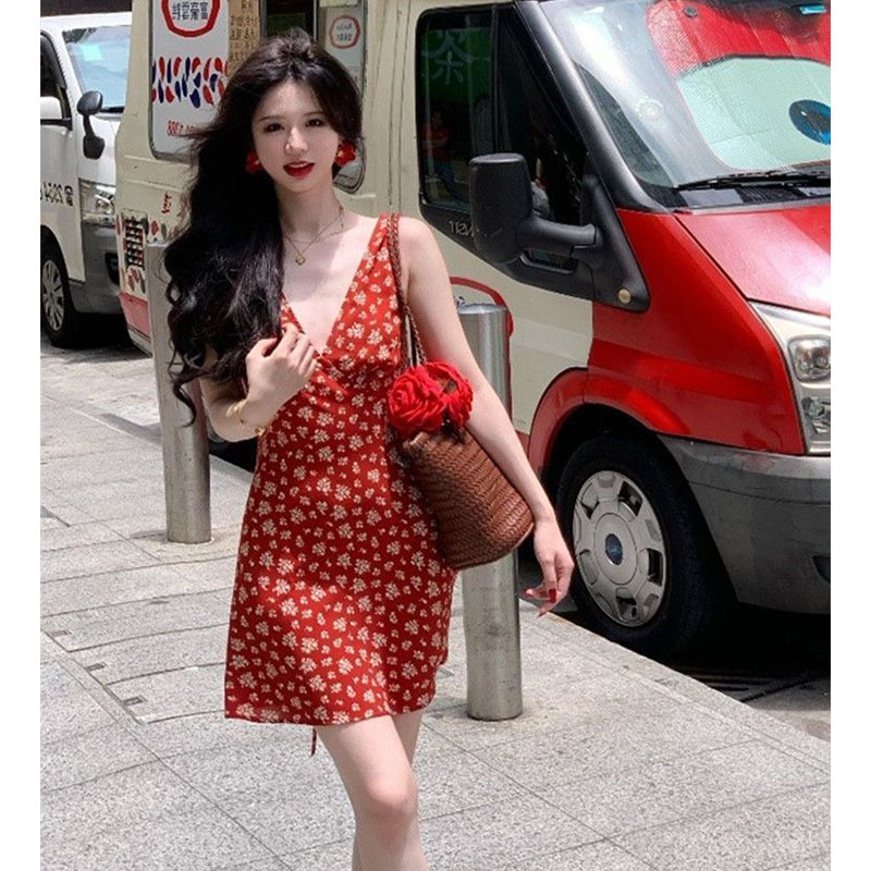 Red Retro Floral Suspender Dress for Women