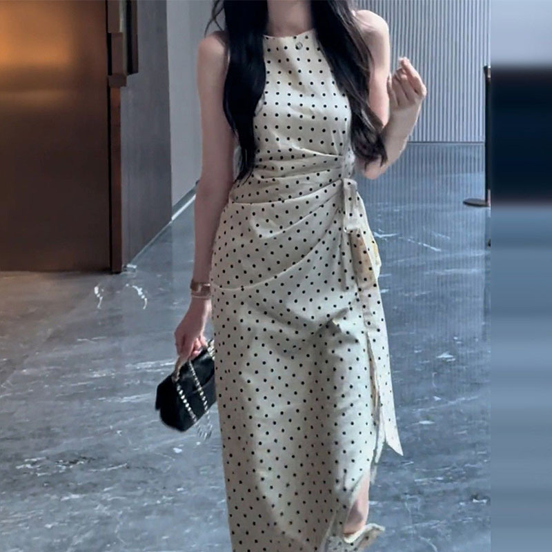 French Style Sleeveless Vest Polka Dot Dress for Women in Summer French Style Sleeveless Vest Polka Dot Dress for Women in Summer