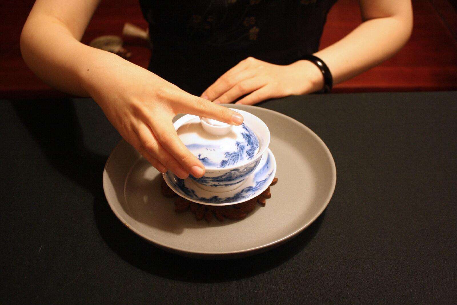 说到功夫茶,我们一起来认识一下功夫红茶