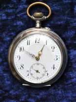 The store manager recommends German boutique Western antique 800 sterling silver European mechanical movement mens large pocket watch