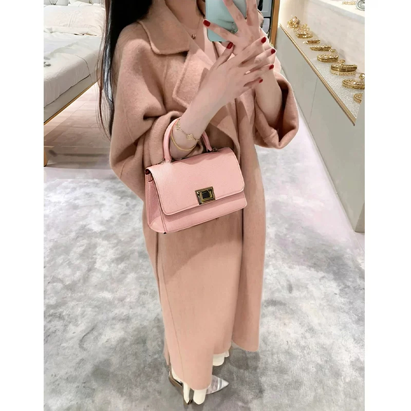 Pink Double-Sided Cashmere Coat for Petite Women, Mid-Length, Autumn and Winter, Loose-Fitting, Elegant Woolen Coat with Dropped Shoulder Sleeves Pink Double-Sided Cashmere Coat for Petite Women, Mid-Length, Autumn and Winter, Loose-Fitting, Elegant Woolen Coat with Dropped Shoulder Sleeves