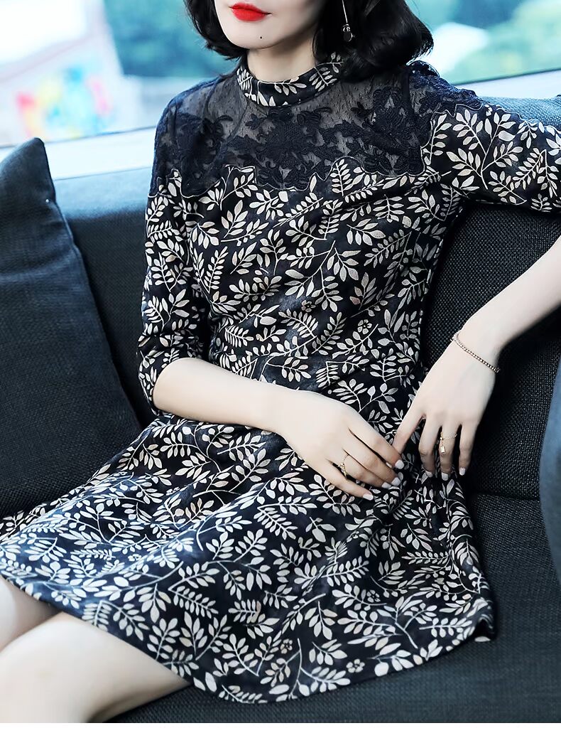 [Lấy giá mới 159 nhân dân tệ] vẫn còn cổ đại 2018 mới thời trang in đầm retro cổ áo Một từ váy nữ váy chữ a liền