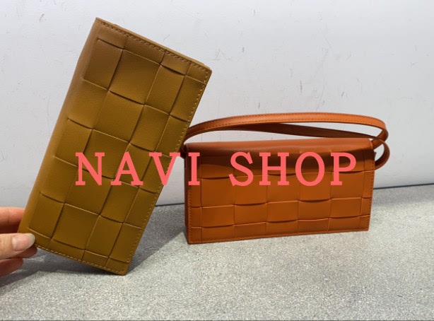 Purchasing Agent for Charles & Keith Women's Bag Ck6-10840215 Shoulder Bag Woven Long Crossbody Wallet Purchasing Agent for Charles & Keith Women's Bag Ck6-10840215 Shoulder Bag Woven Long Crossbody Wallet