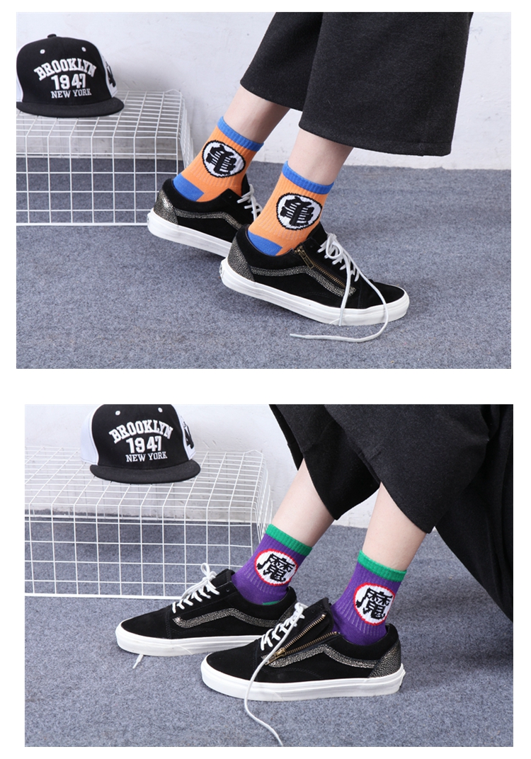 Hàn Quốc thương hiệu thủy triều phim hoạt hình Harajuku bóng rồng rùa Wukong rùa trong ống cotton trượt ván vớ nam và nữ đôi vớ dài - Vớ sợi tre quần tất da siêu mỏng