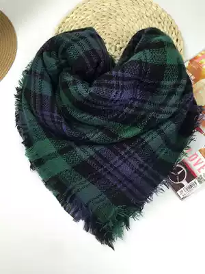 Korean green black red and white plaid oversized dual-purpose women's autumn and winter scarf warm shawl lunch break cover blanket soft and thick