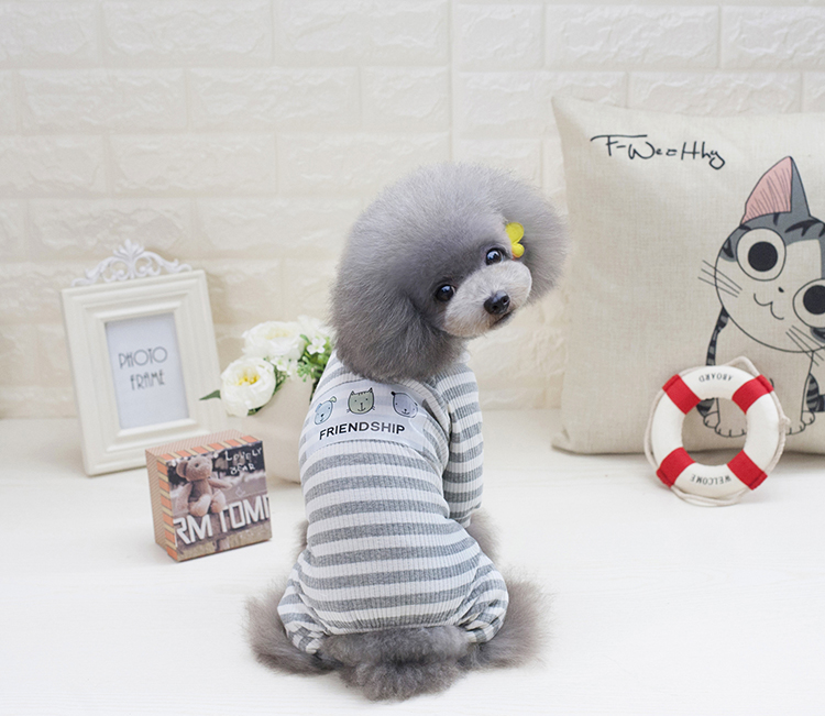 Bộ đồ ngủ cho chó bốn chân với quần áo mùa thu Quần áo Teddy hơn gấu anh em chiến đấu với chó cưng - Quần áo & phụ kiện thú cưng áo poodle