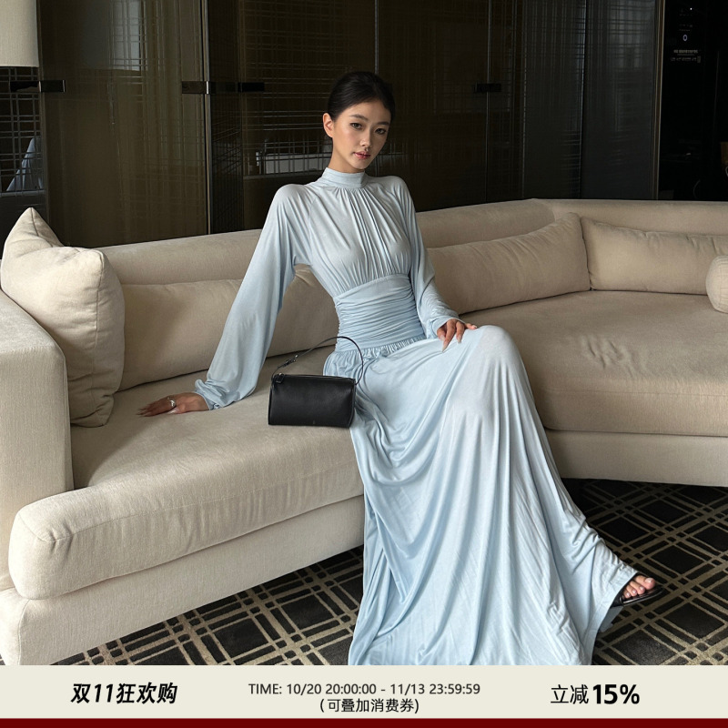 Venuie Cool Ice Blue Waist-Cinching Long-Sleeved Dress with Stand Collar and Large Hem, Elegant Long Dress Suitable for Everyday Wear and Formal Occasions Venuie Cool Ice Blue Waist-Cinching Long-Sleeved Dress with Stand Collar and Large Hem, Elegant Long Dress Suitable for Everyday Wear and Formal Occasions