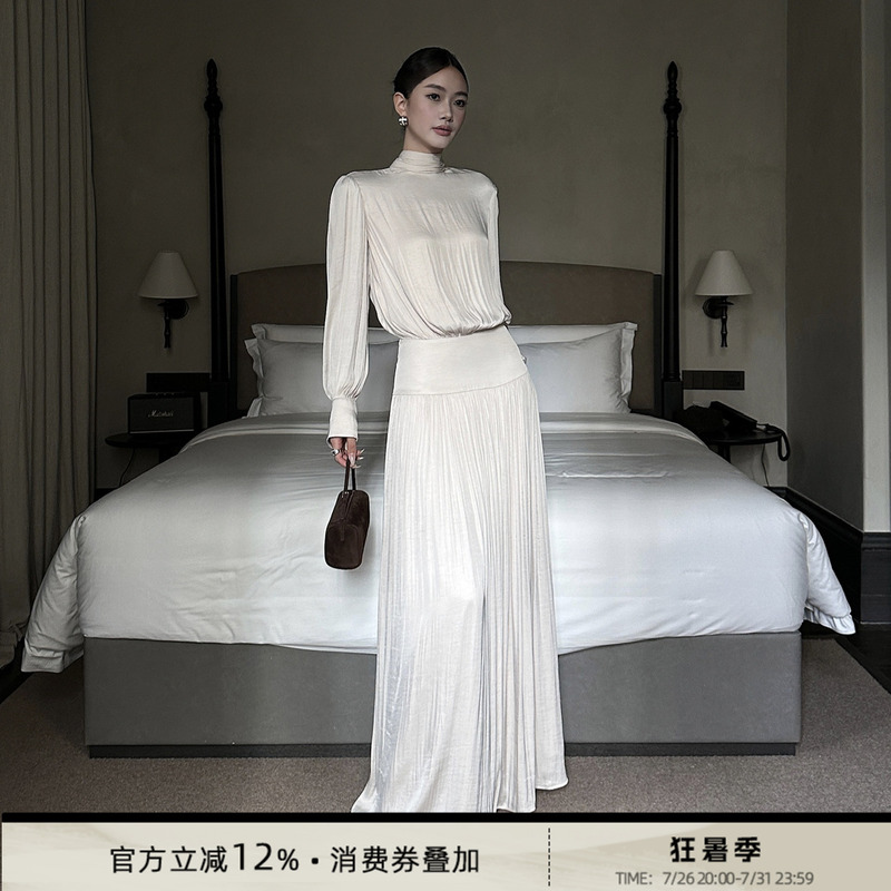 Venuie French-Style Satin Long Pleated Long-Sleeve Dress for Women, Autumn and Winter Light Evening Dress, Annual Meeting Long Dress Venuie French-Style Satin Long Pleated Long-Sleeve Dress for Women, Autumn and Winter Light Evening Dress, Annual Meeting Long Dress
