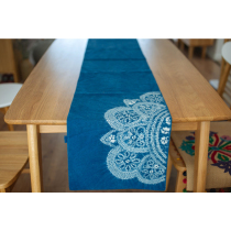 Blue continuous Bai ancient method tie-dyed Lotus double tea mat table flag bed flag natural plant dyeing can be customized