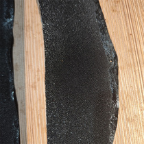 Pearl skin male fish scraps uniform black non-abrasive relatively large pearl fish skin long strips scraps