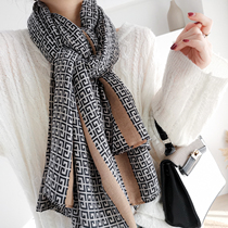 Korean version of cotton and linen scarf womens autumn and winter temperament wild fashion Western style scarf spring and autumn thin bib dual-use long section