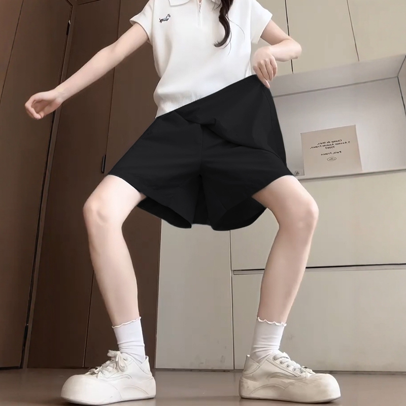 Black Workwear Skirt Pants for Women, Summer Thin Style, Plus Size, Pear-Shaped Body, Loose Fit, Slimming A-Line Shorts Black Workwear Skirt Pants for Women, Summer Thin Style, Plus Size, Pear-Shaped Body, Loose Fit, Slimming A-Line Shorts