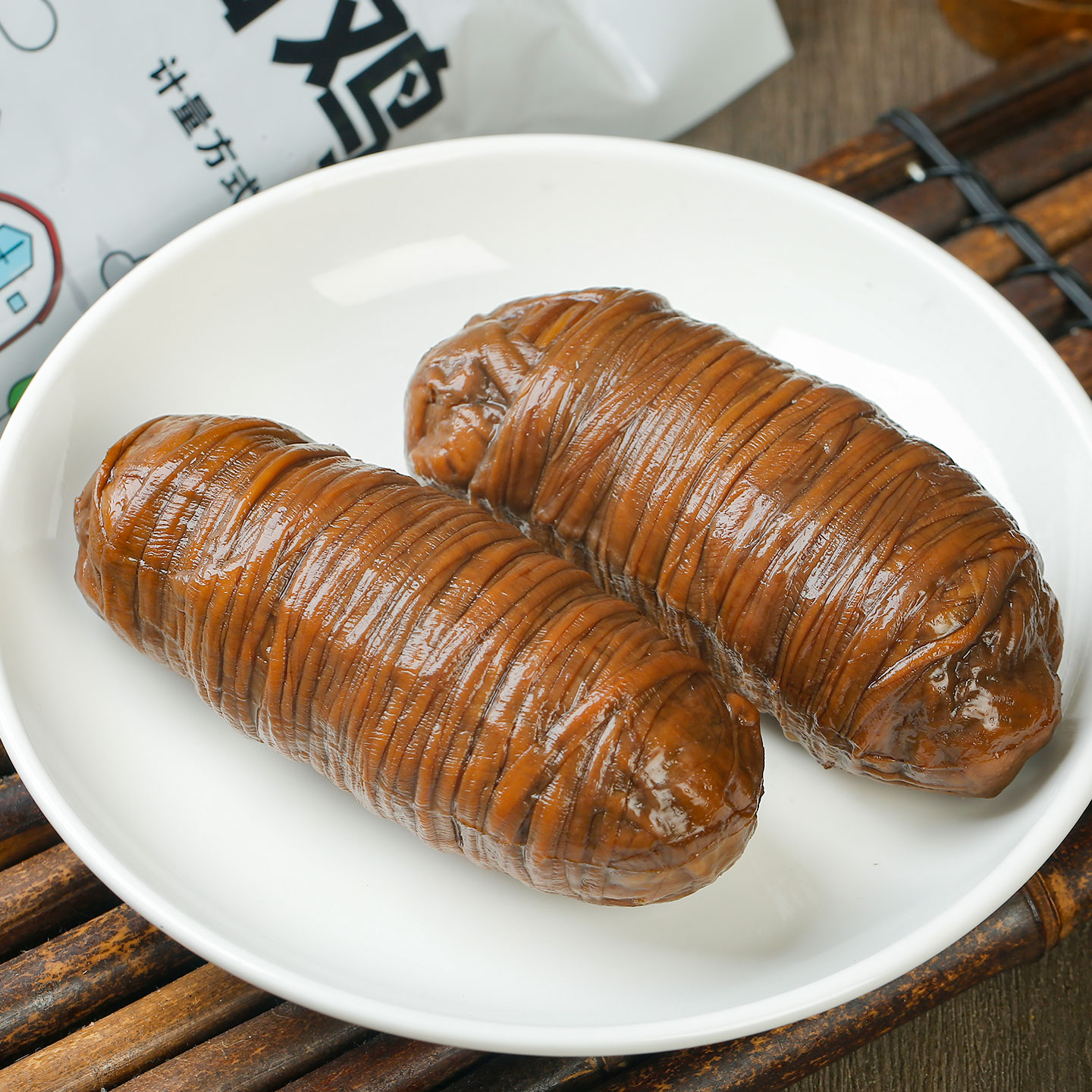 Куриная тушенка по-сяньскому с острым вкусом свиное колбасное изделие из внутренностей с кисловатым привкусом обжаренная колбаса с обернутой кожей старый Чанша Хунаньская specialties холодные закуски