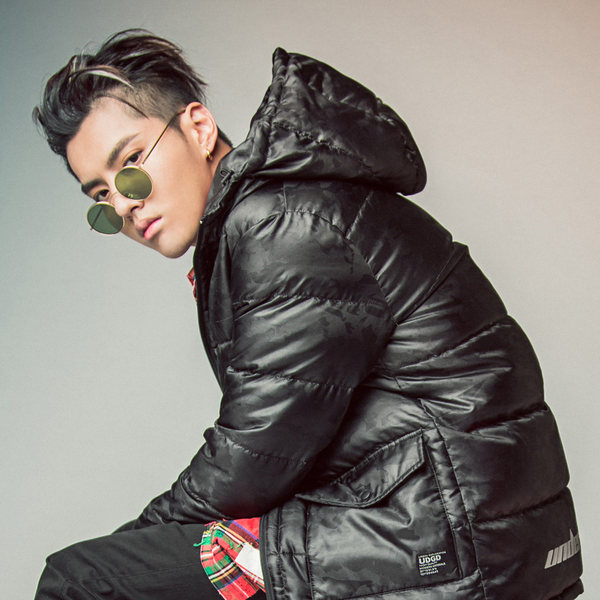 双11预售 17年冬季新款 it UNDERGARDEN 长款连帽男式羽绒服 ¥519包邮(¥80定金抵¥160+¥10优惠券)两色可选 双11预售 17年冬季新款 it UNDERGARDEN 长款连帽男式羽绒服 ¥519包邮(¥80定金抵¥160+¥10优惠券)两色可选